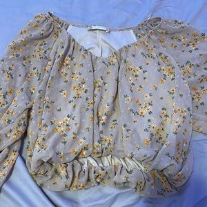 crop top long sleeve, loose sleeved, perfect for beach attire. never worn before